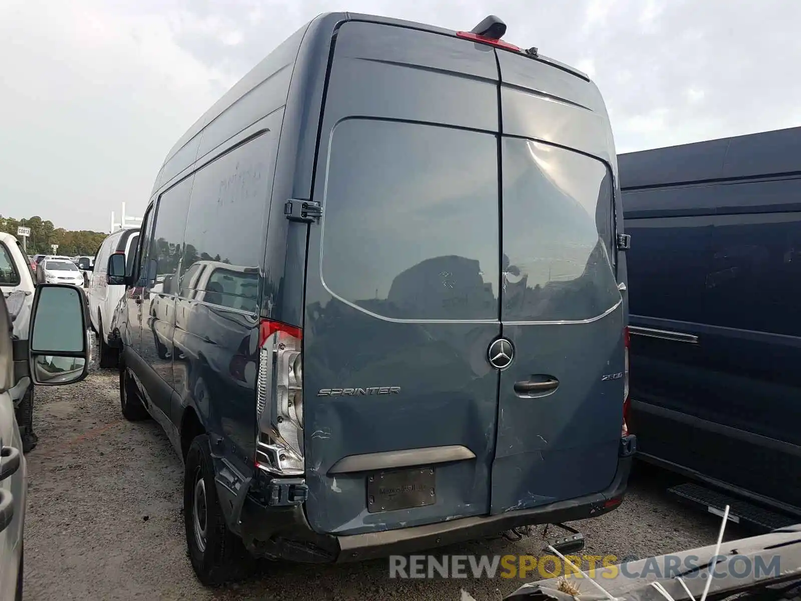 3 Фотография поврежденного автомобиля WD4PF0CD1KP081800 MERCEDES-BENZ SPRINTER 2019