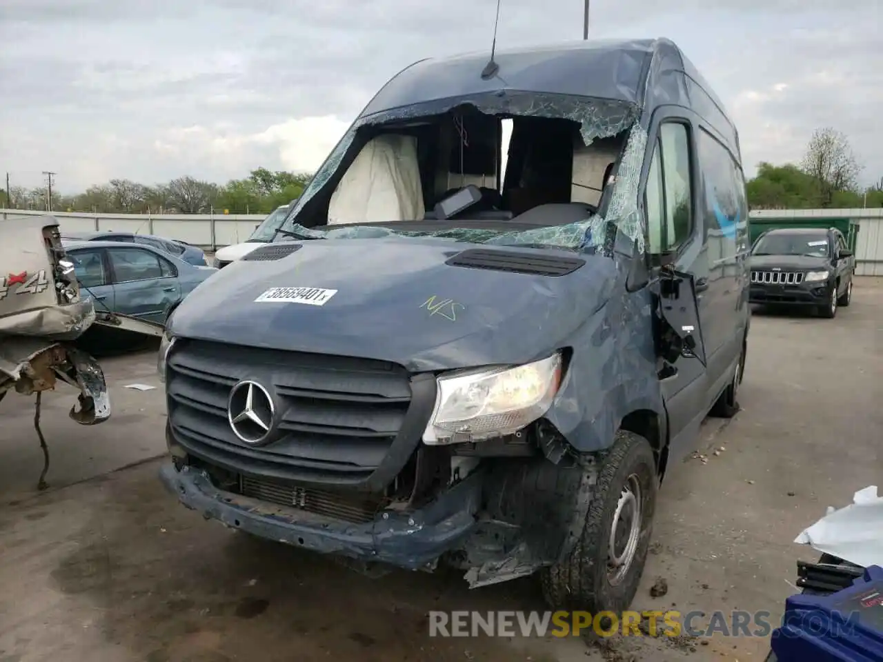 2 Photograph of a damaged car WD4PF0CD2KP091140 MERCEDES-BENZ SPRINTER 2019