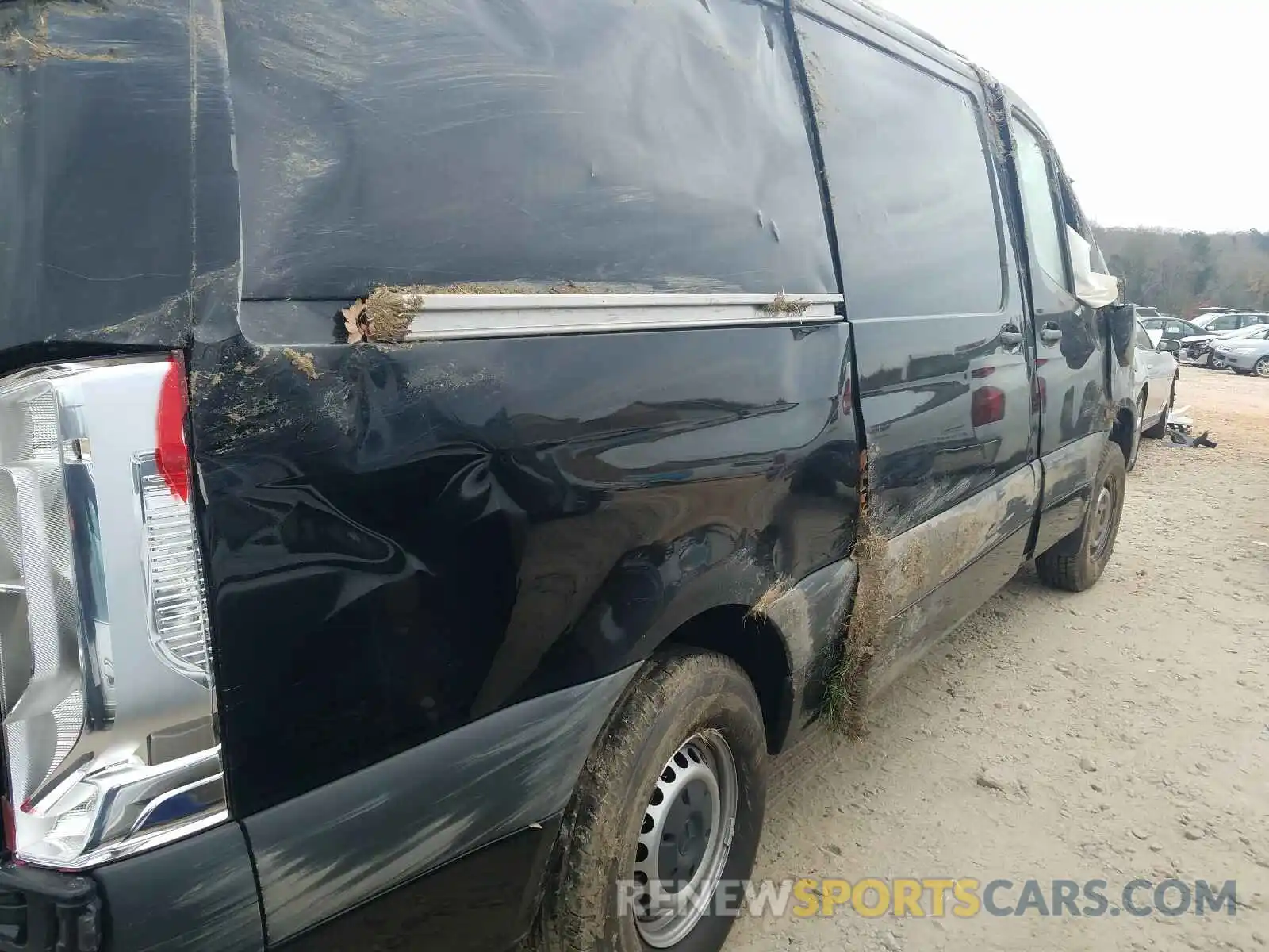 9 Photograph of a damaged car WD4PF0CD2KP171604 MERCEDES-BENZ SPRINTER 2019
