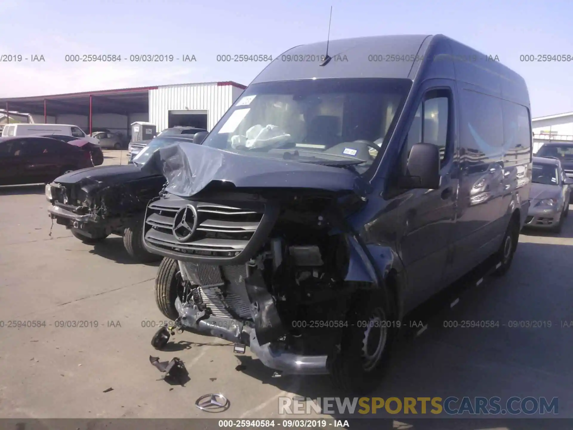 2 Фотография поврежденного автомобиля WD4PF0CD3KP059796 MERCEDES-BENZ SPRINTER 2019