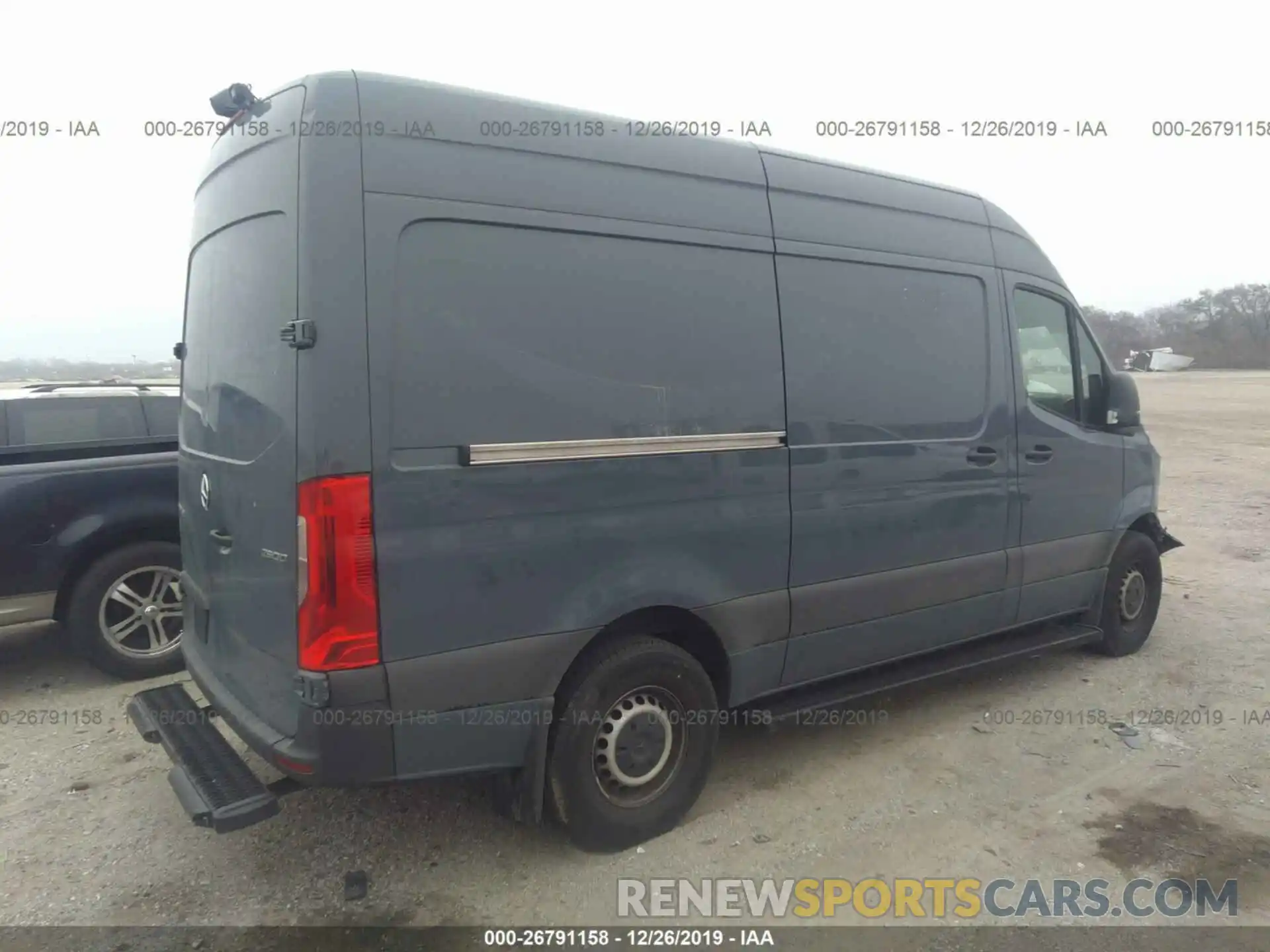 4 Фотография поврежденного автомобиля WD4PF0CD4KP031554 MERCEDES-BENZ SPRINTER 2019