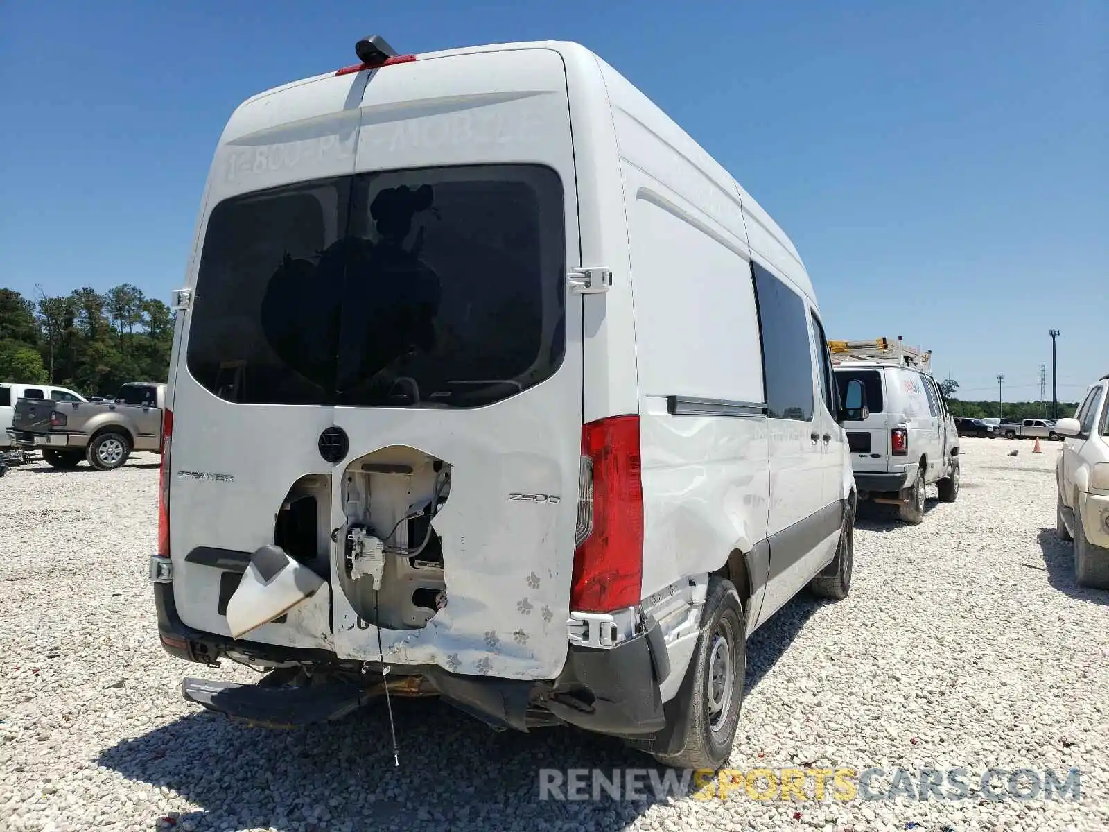 4 Фотография поврежденного автомобиля WD4PF0CD4KP037662 MERCEDES-BENZ SPRINTER 2019