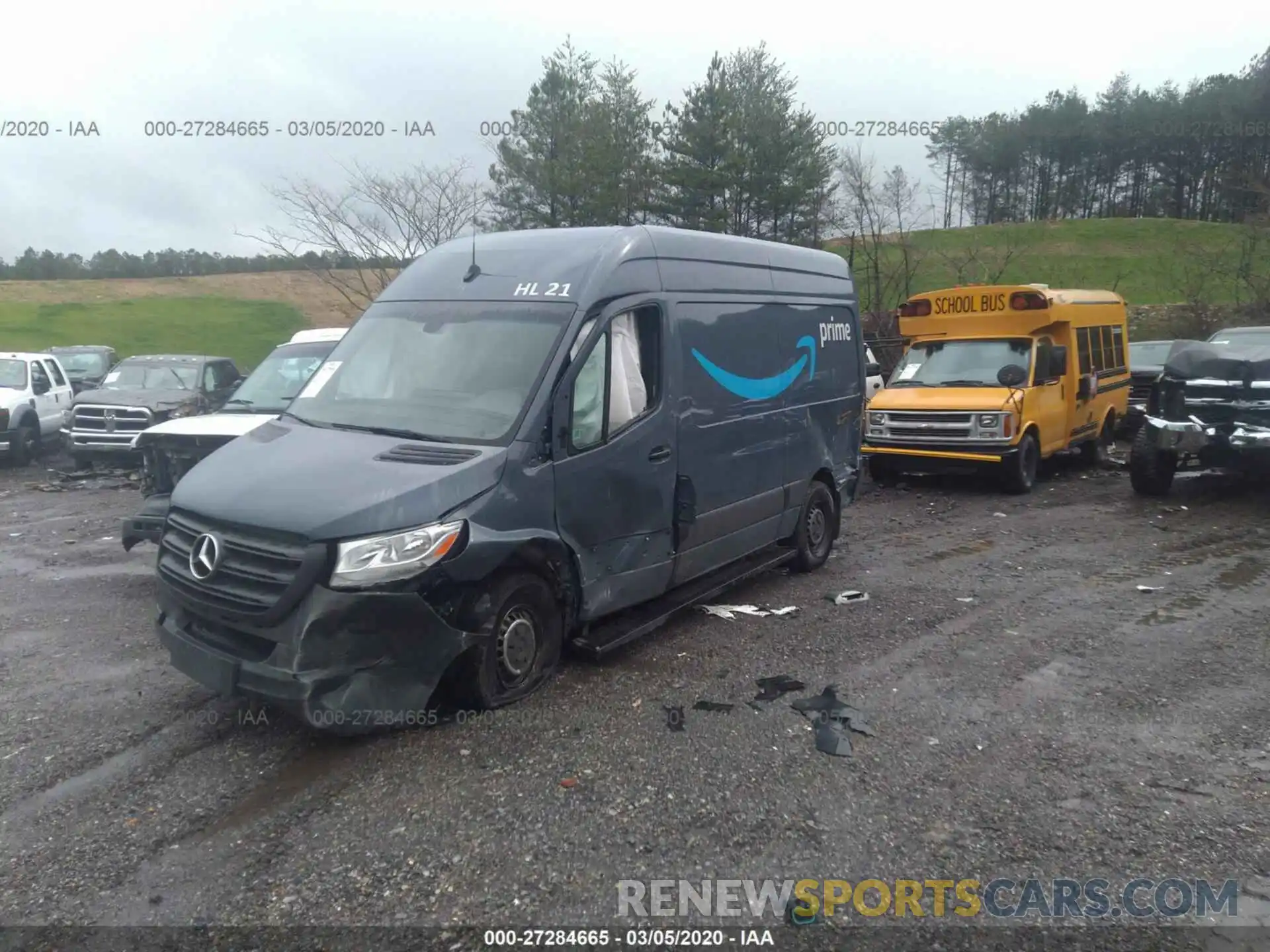 2 Photograph of a damaged car WD4PF0CD4KP040657 MERCEDES-BENZ SPRINTER 2019