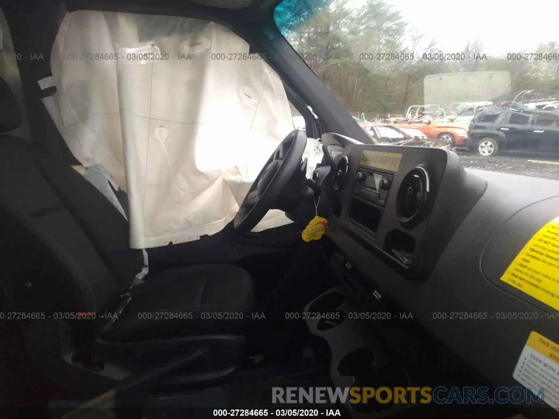 5 Photograph of a damaged car WD4PF0CD4KP040657 MERCEDES-BENZ SPRINTER 2019