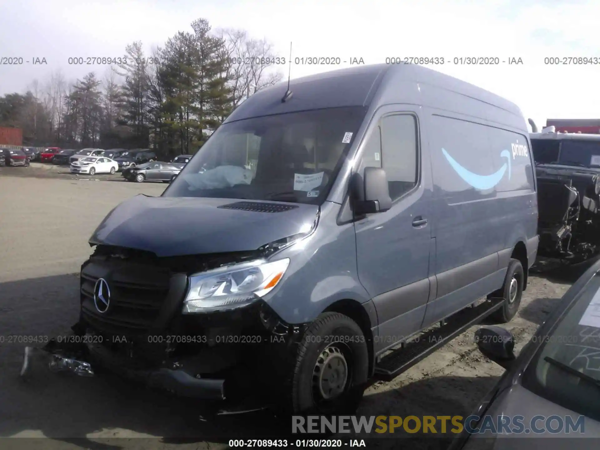 2 Фотография поврежденного автомобиля WD4PF0CD4KP043574 MERCEDES-BENZ SPRINTER 2019