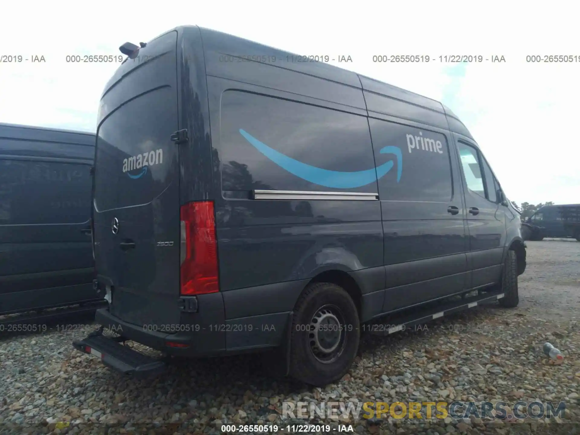 4 Photograph of a damaged car WD4PF0CD4KP104969 MERCEDES-BENZ SPRINTER 2019