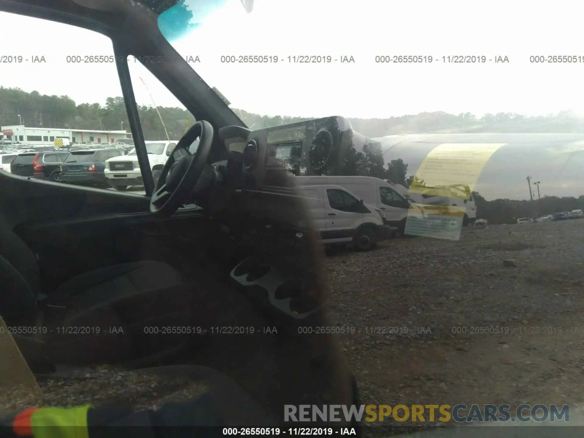 5 Photograph of a damaged car WD4PF0CD4KP104969 MERCEDES-BENZ SPRINTER 2019