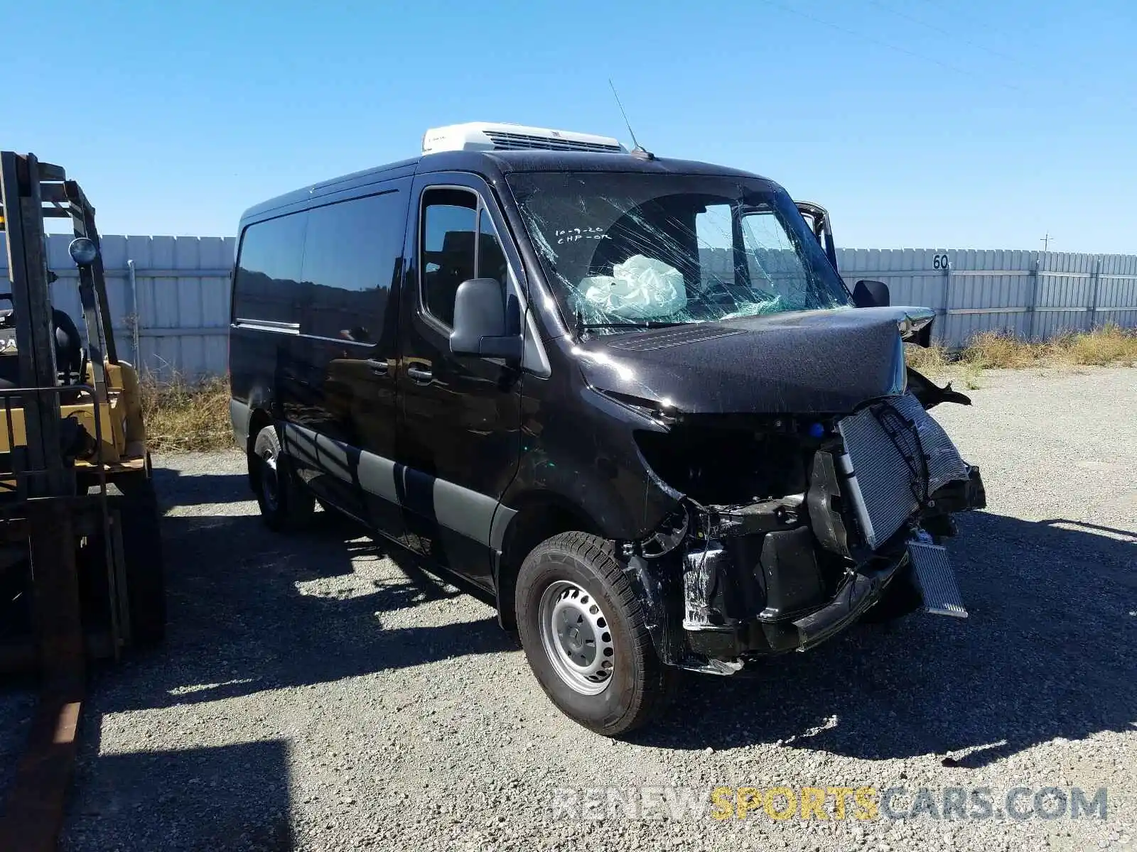 1 Photograph of a damaged car WD4PF0CD4KP162645 MERCEDES-BENZ SPRINTER 2019