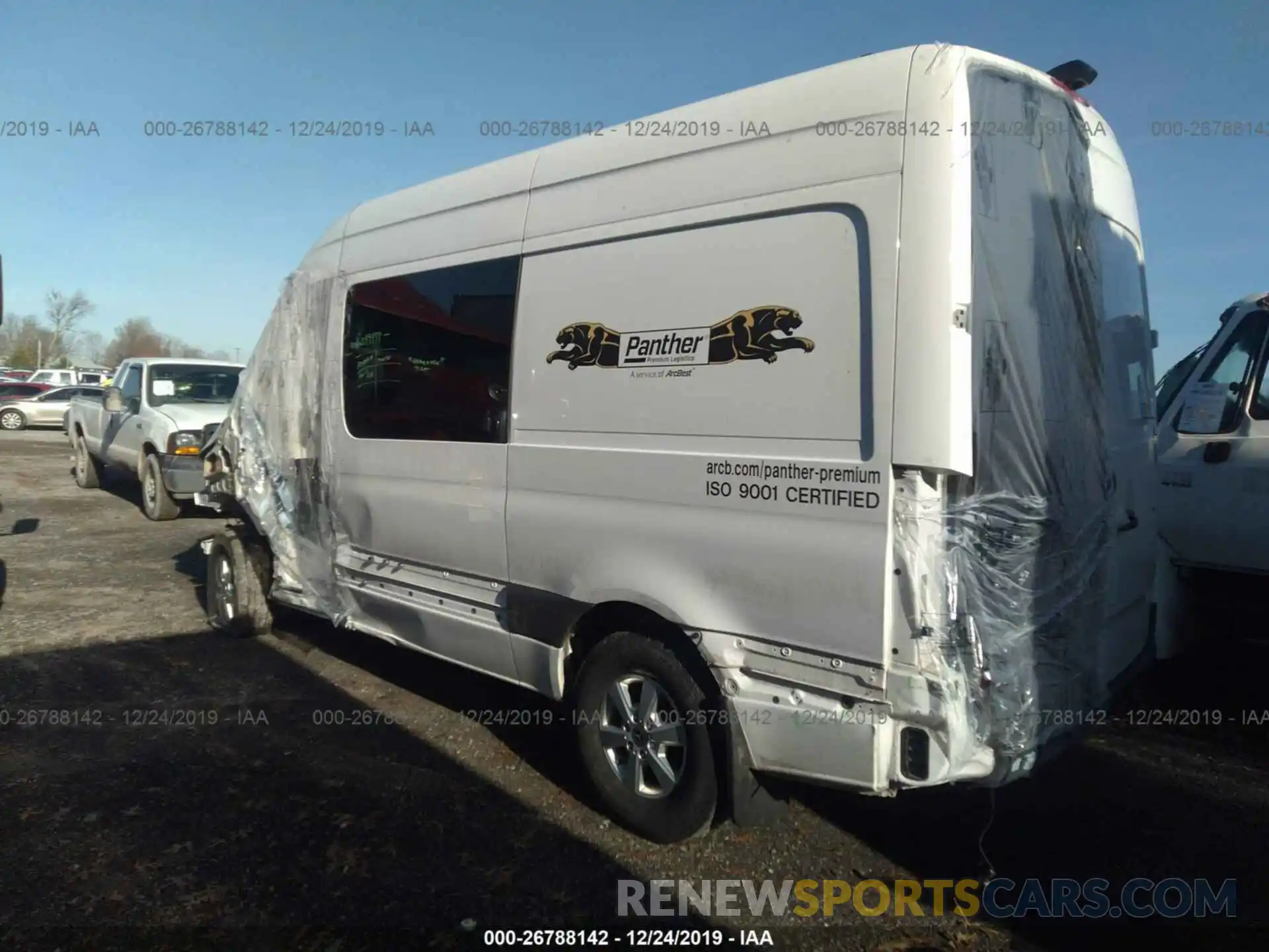 3 Фотография поврежденного автомобиля WD4PF0CD5KP039016 MERCEDES-BENZ SPRINTER 2019