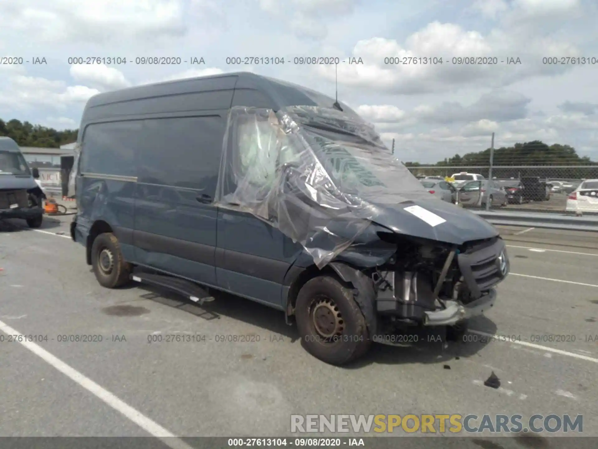 1 Photograph of a damaged car WD4PF0CD5KT004919 MERCEDES-BENZ SPRINTER 2019