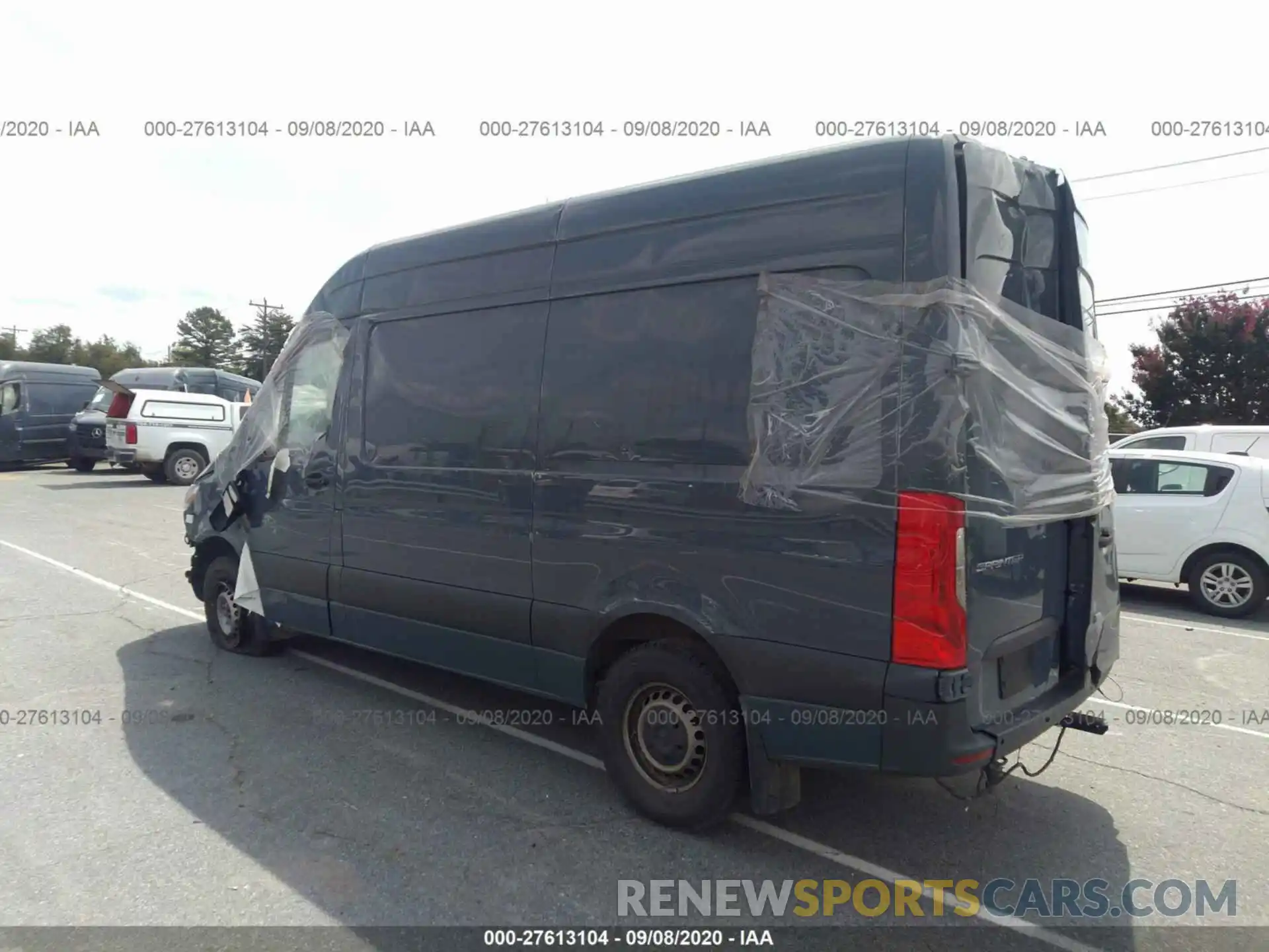 3 Фотография поврежденного автомобиля WD4PF0CD5KT004919 MERCEDES-BENZ SPRINTER 2019