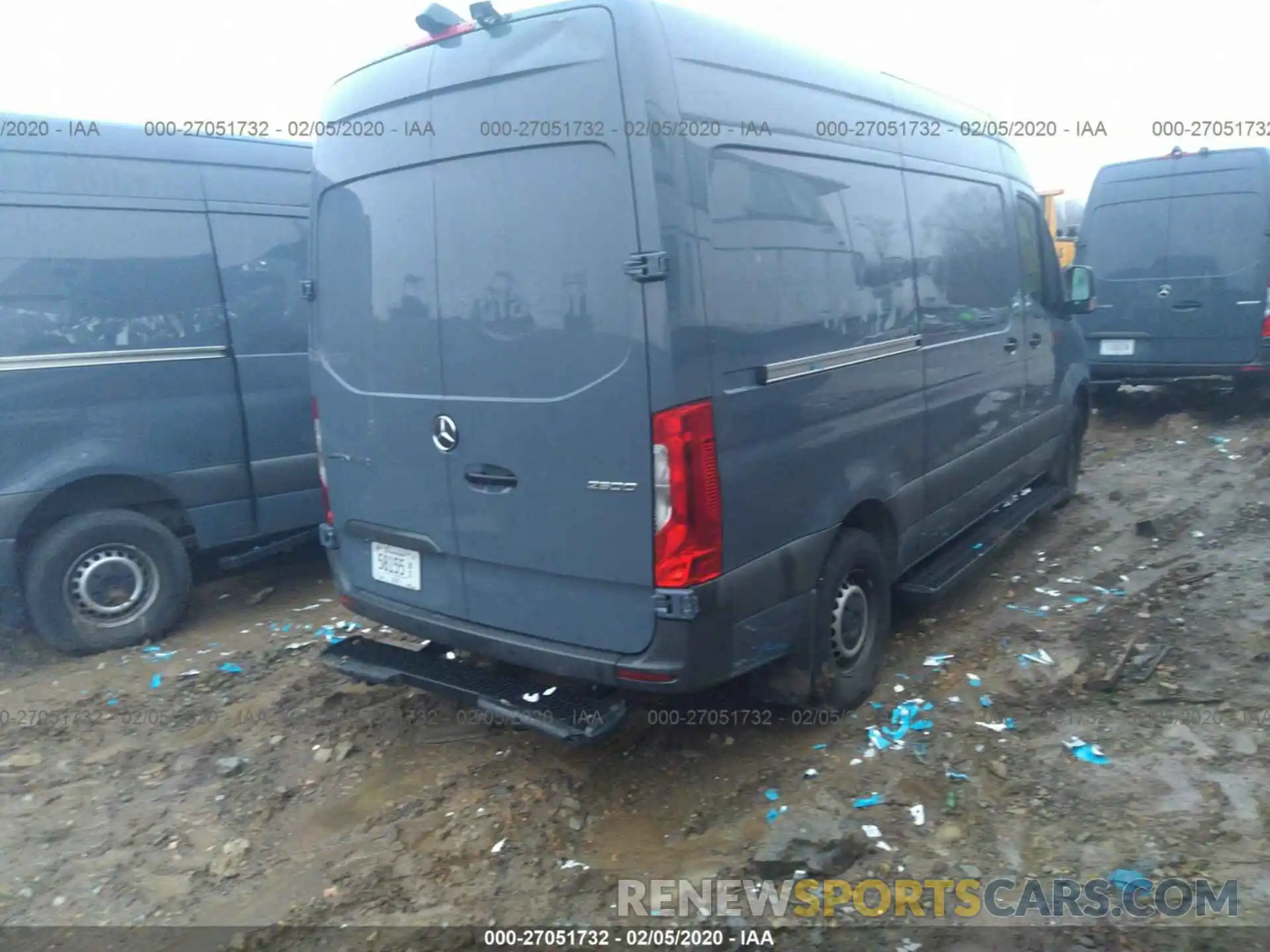 4 Фотография поврежденного автомобиля WD4PF0CD6KP032138 MERCEDES-BENZ SPRINTER 2019