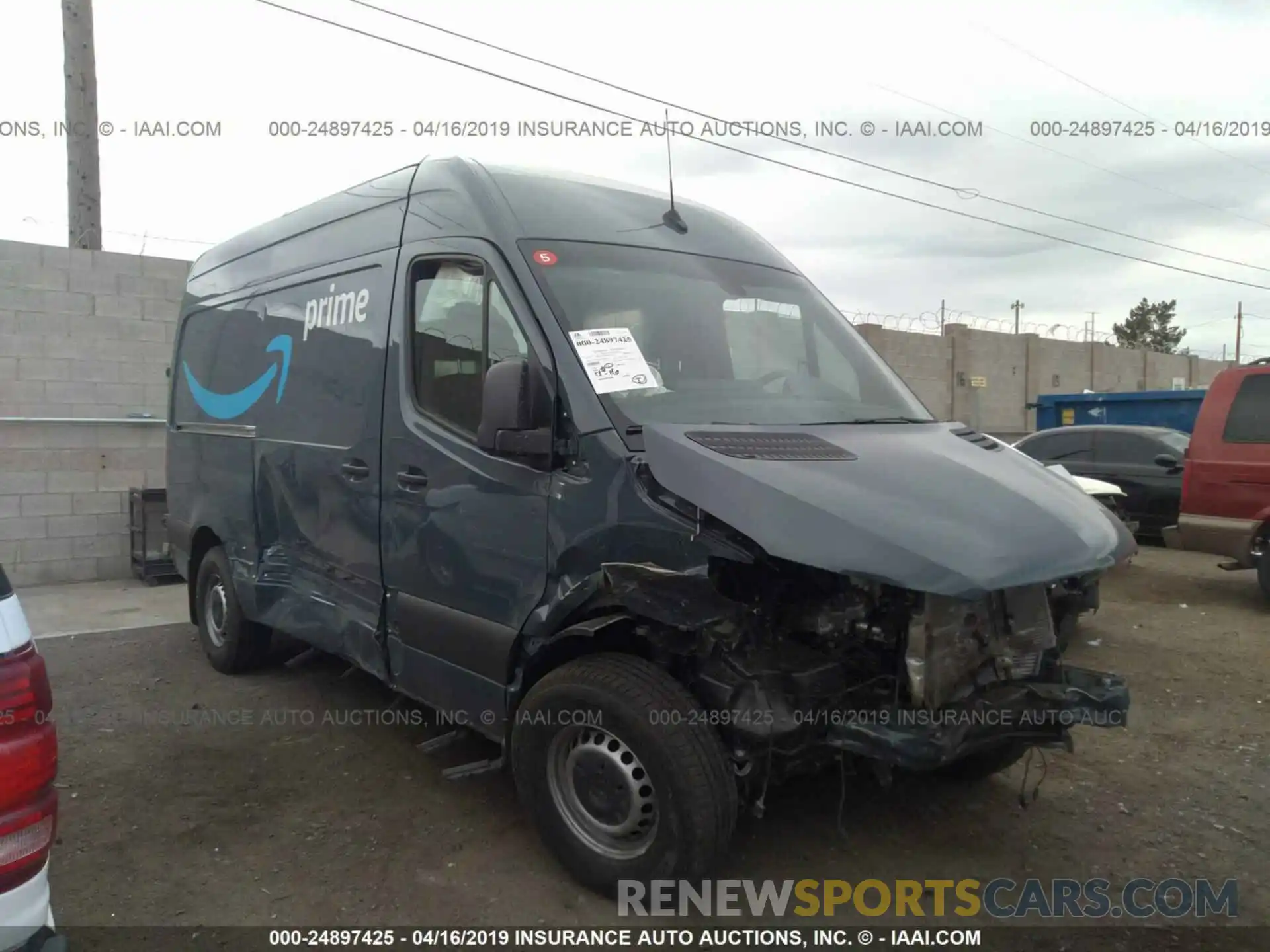 1 Фотография поврежденного автомобиля WD4PF0CD6KP042278 MERCEDES-BENZ SPRINTER 2019