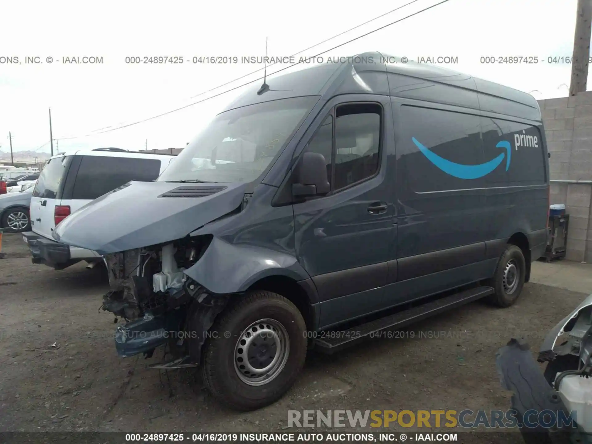 2 Фотография поврежденного автомобиля WD4PF0CD6KP042278 MERCEDES-BENZ SPRINTER 2019