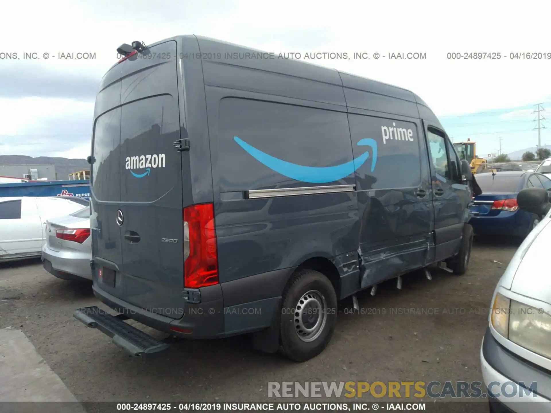 4 Фотография поврежденного автомобиля WD4PF0CD6KP042278 MERCEDES-BENZ SPRINTER 2019