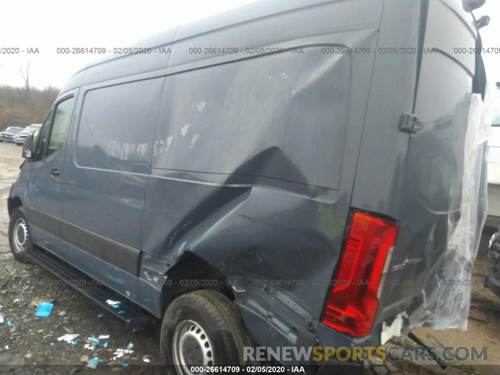 3 Фотография поврежденного автомобиля WD4PF0CD7KP030429 MERCEDES-BENZ SPRINTER 2019