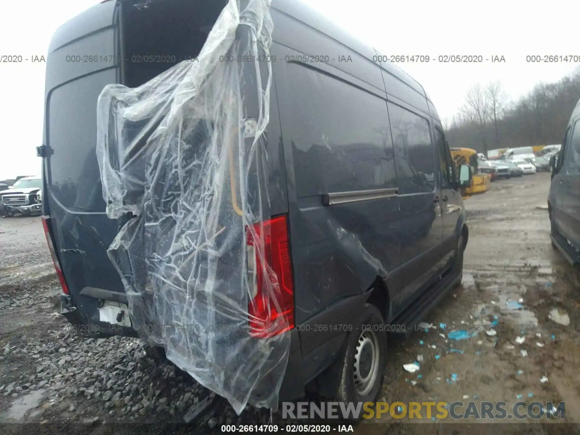 4 Фотография поврежденного автомобиля WD4PF0CD7KP030429 MERCEDES-BENZ SPRINTER 2019