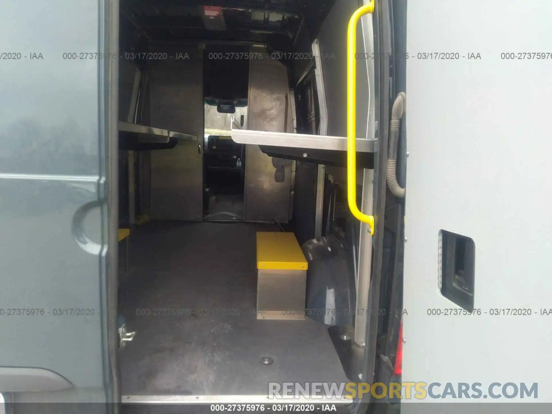 4 Photograph of a damaged car WD4PF0CD7KP094180 MERCEDES-BENZ SPRINTER 2019