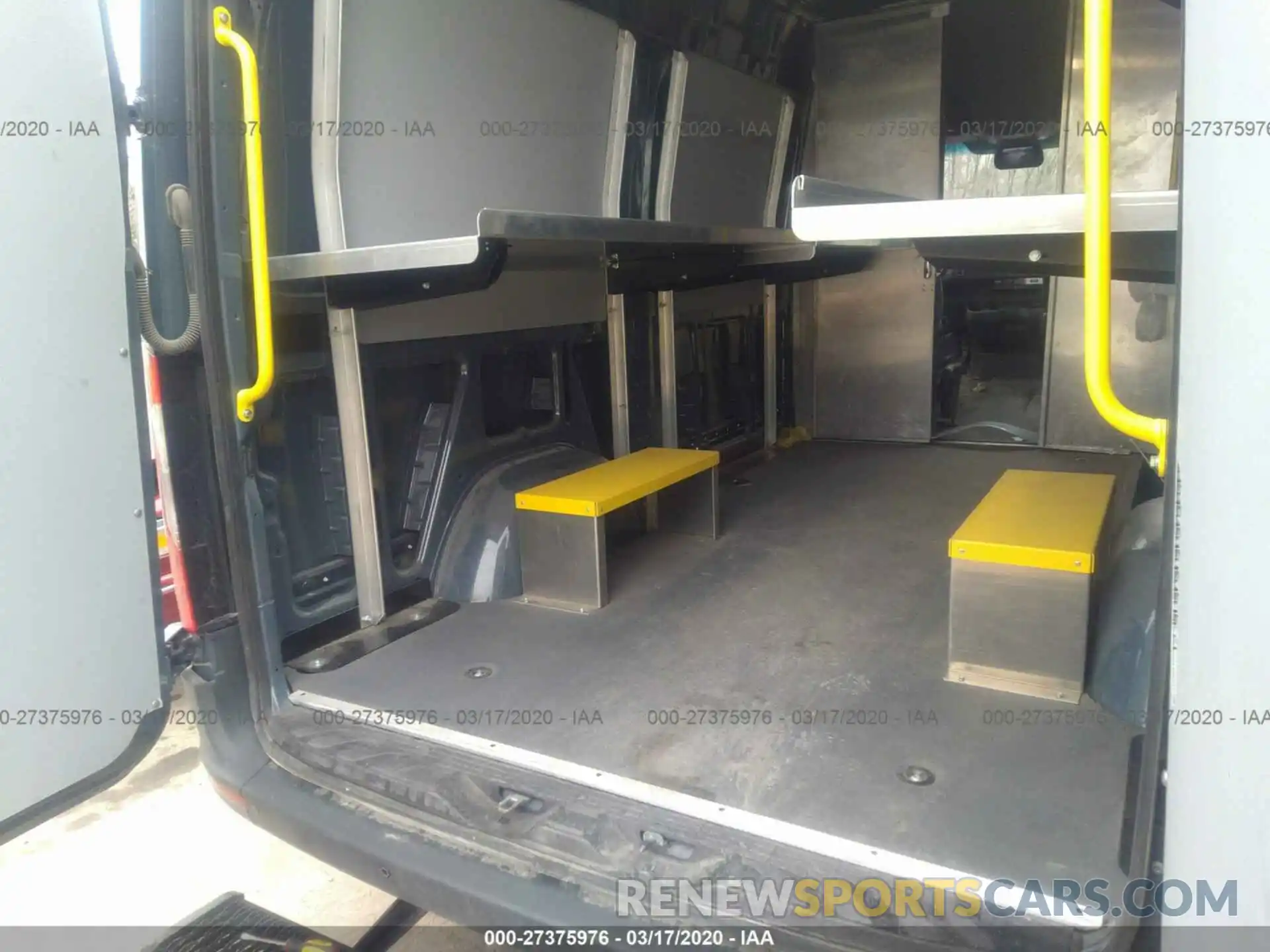 8 Фотография поврежденного автомобиля WD4PF0CD7KP094180 MERCEDES-BENZ SPRINTER 2019