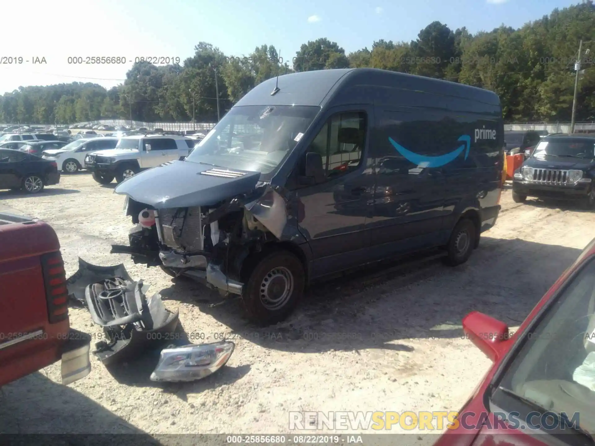 2 Фотография поврежденного автомобиля WD4PF0CD7KT004789 MERCEDES-BENZ SPRINTER 2019