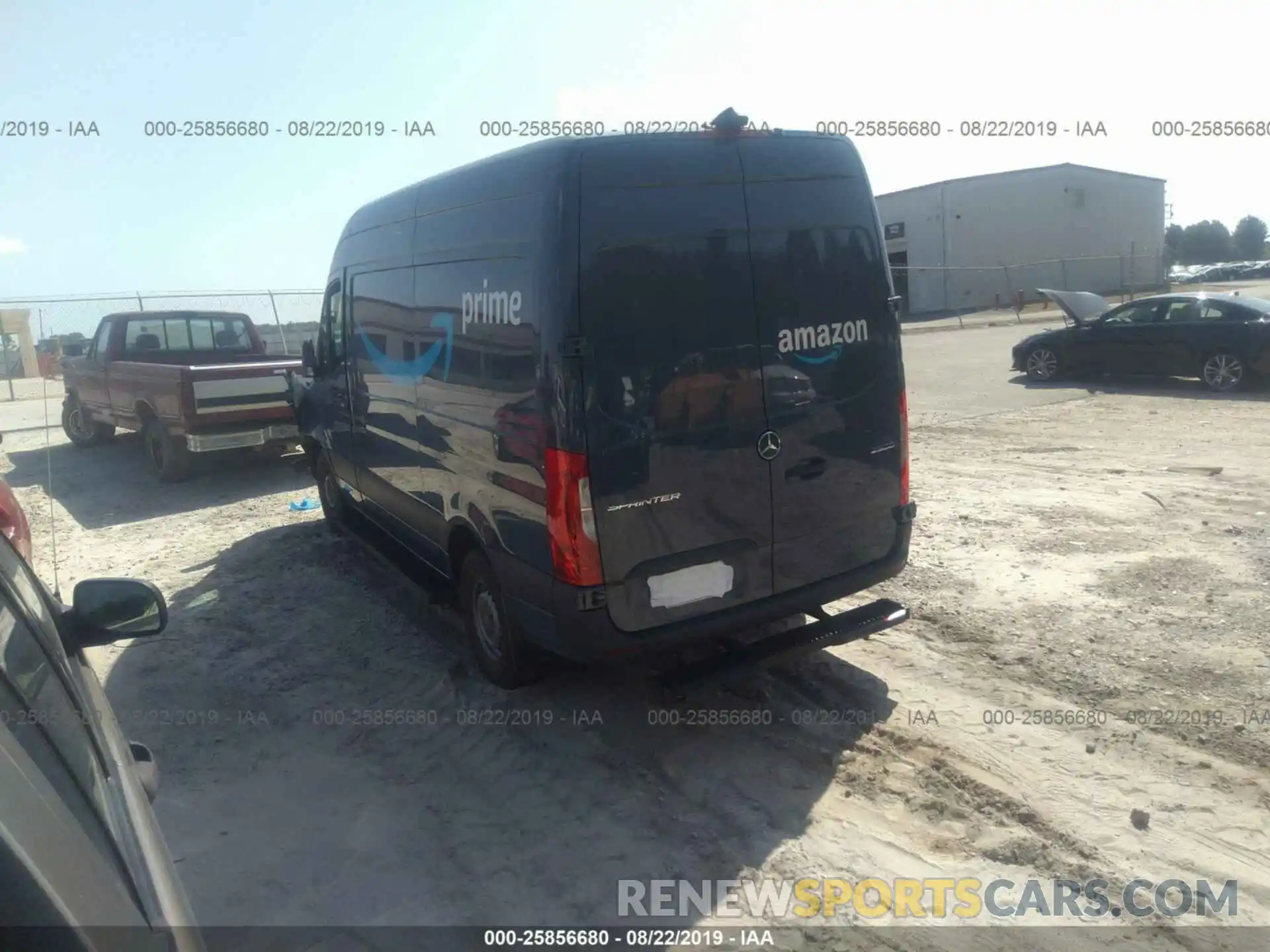 3 Фотография поврежденного автомобиля WD4PF0CD7KT004789 MERCEDES-BENZ SPRINTER 2019