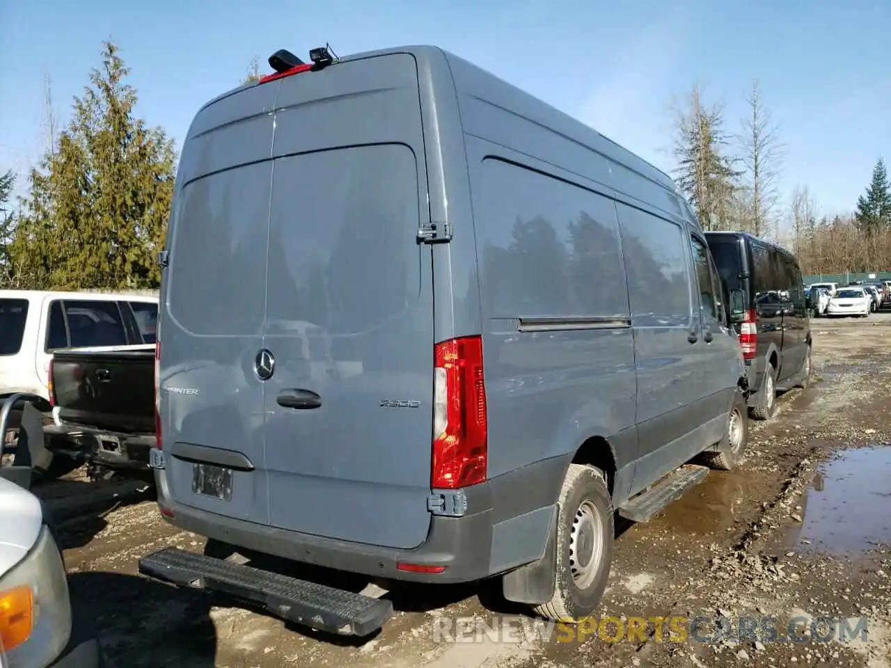 4 Photograph of a damaged car WD4PF0CD8KP044727 MERCEDES-BENZ SPRINTER 2019