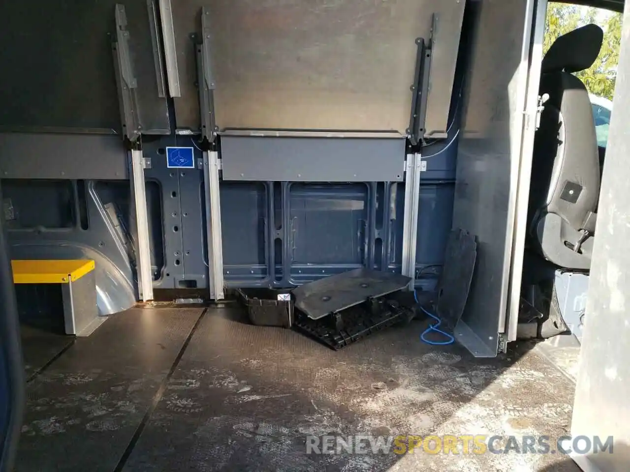 6 Photograph of a damaged car WD4PF0CD8KP044727 MERCEDES-BENZ SPRINTER 2019