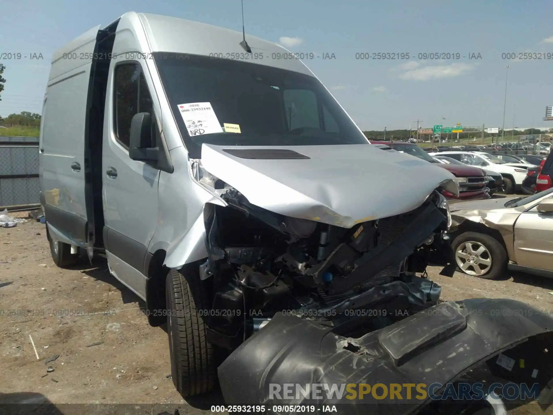 1 Photograph of a damaged car WD4PF0CD8KP078408 MERCEDES-BENZ SPRINTER 2019