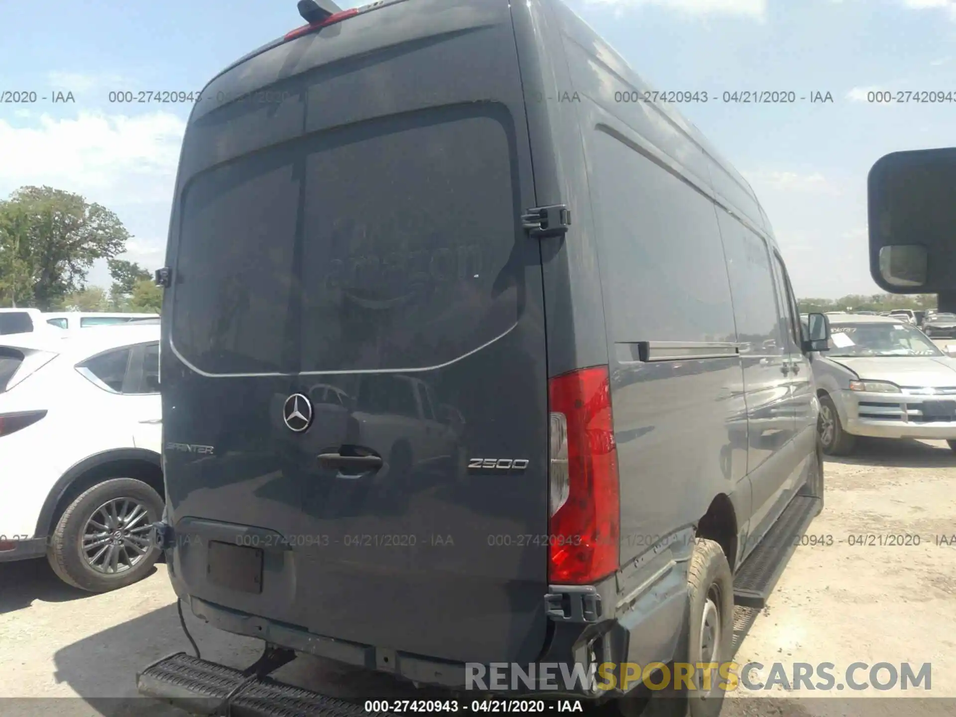 4 Фотография поврежденного автомобиля WD4PF0CD8KP094155 MERCEDES-BENZ SPRINTER 2019