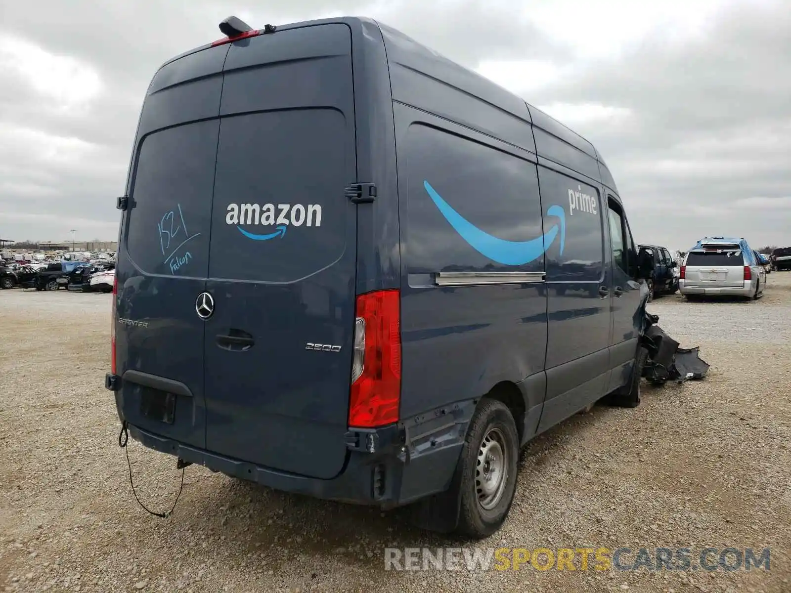 4 Photograph of a damaged car WD4PF0CD8KP094852 MERCEDES-BENZ SPRINTER 2019