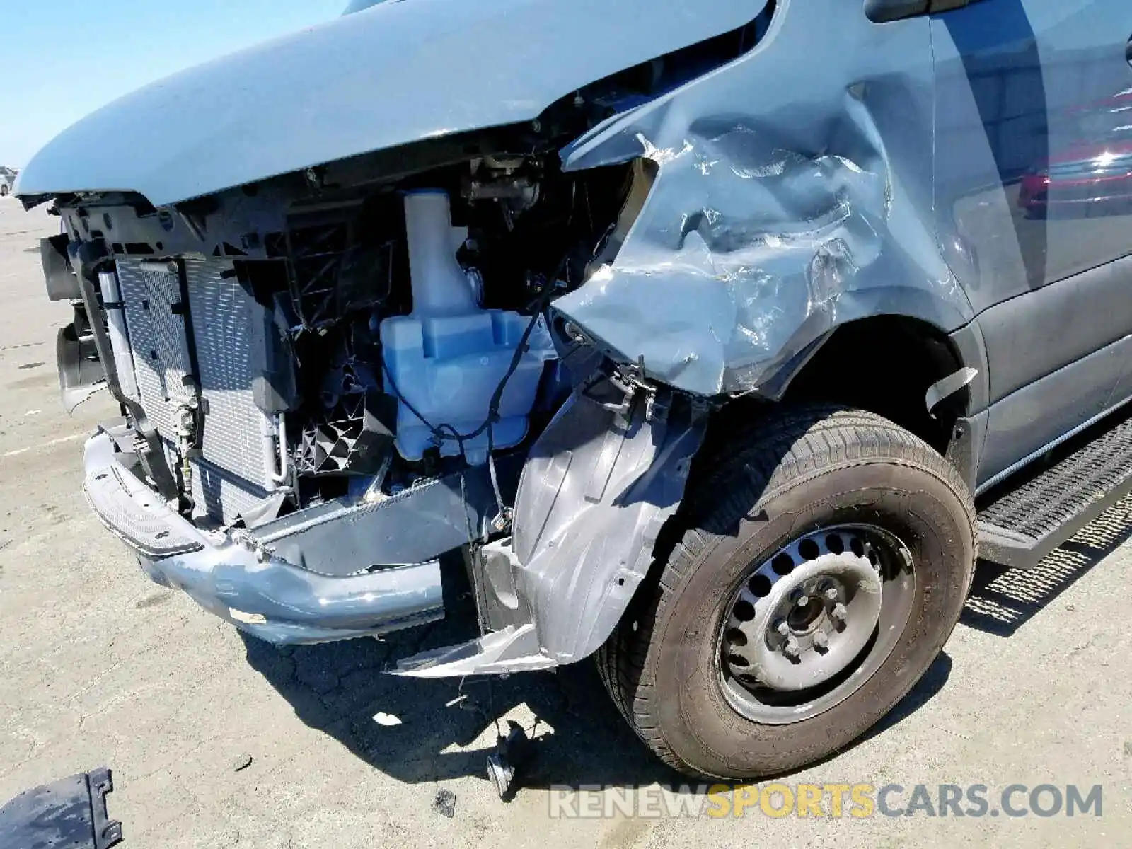 9 Photograph of a damaged car WD4PF0CD9KP043036 MERCEDES-BENZ SPRINTER 2019