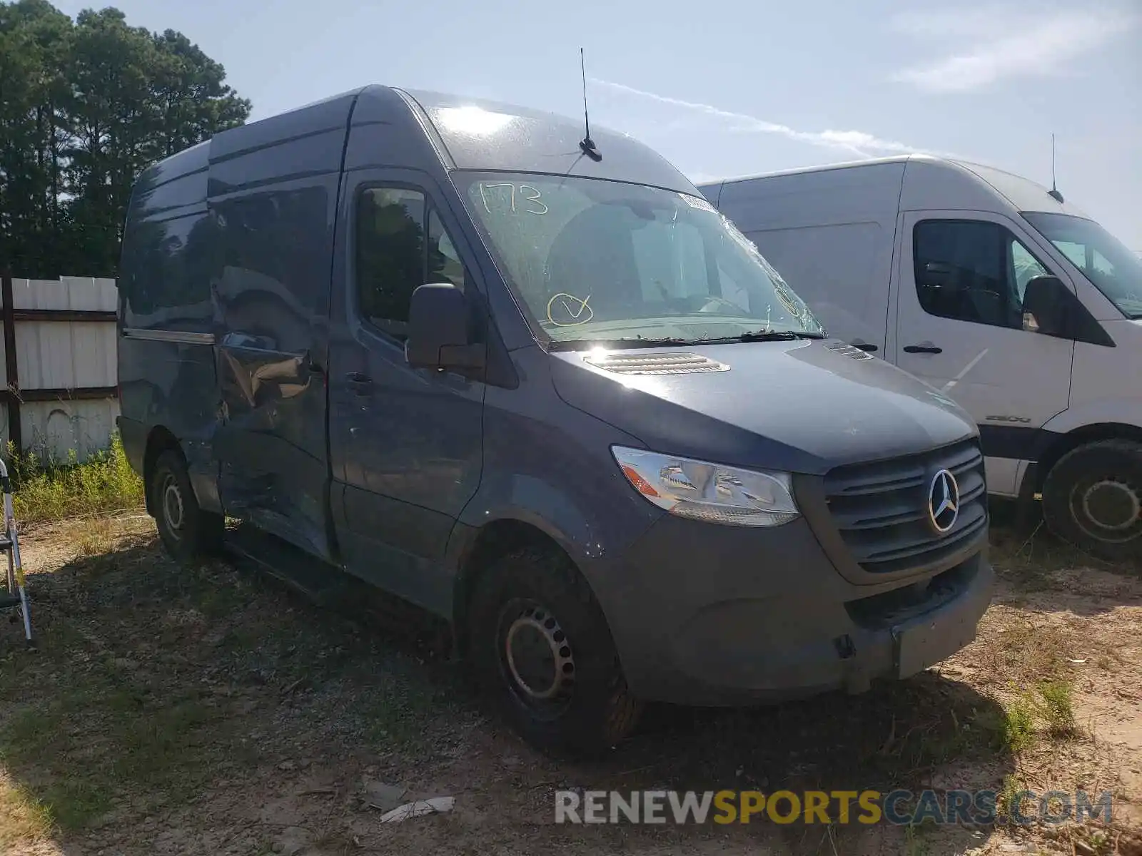 1 Photograph of a damaged car WD4PF0CD9KP102036 MERCEDES-BENZ SPRINTER 2019