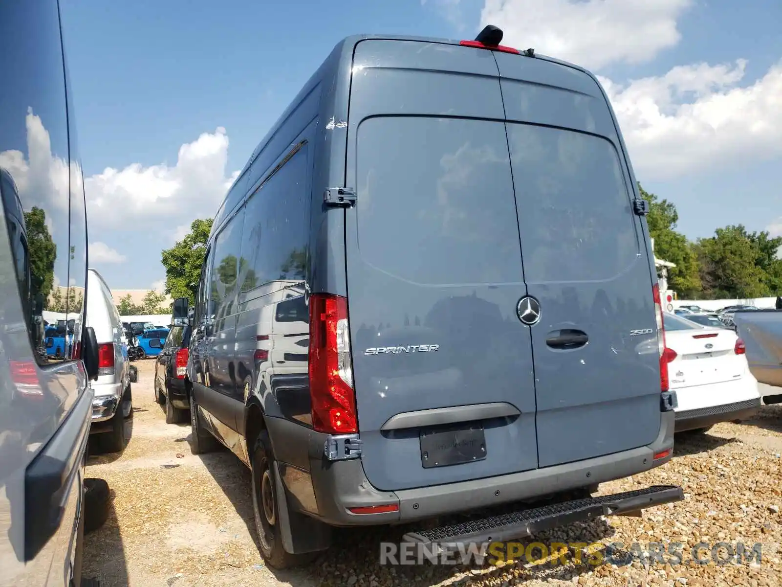 3 Фотография поврежденного автомобиля WD4PF0CD9KT004129 MERCEDES-BENZ SPRINTER 2019