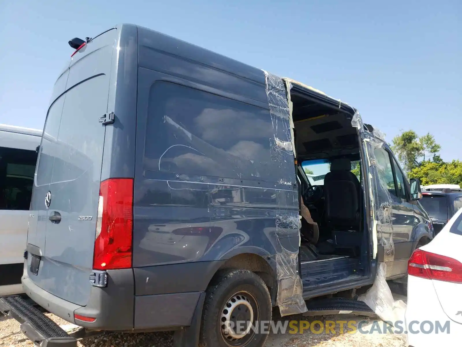 9 Фотография поврежденного автомобиля WD4PF0CD9KT004129 MERCEDES-BENZ SPRINTER 2019