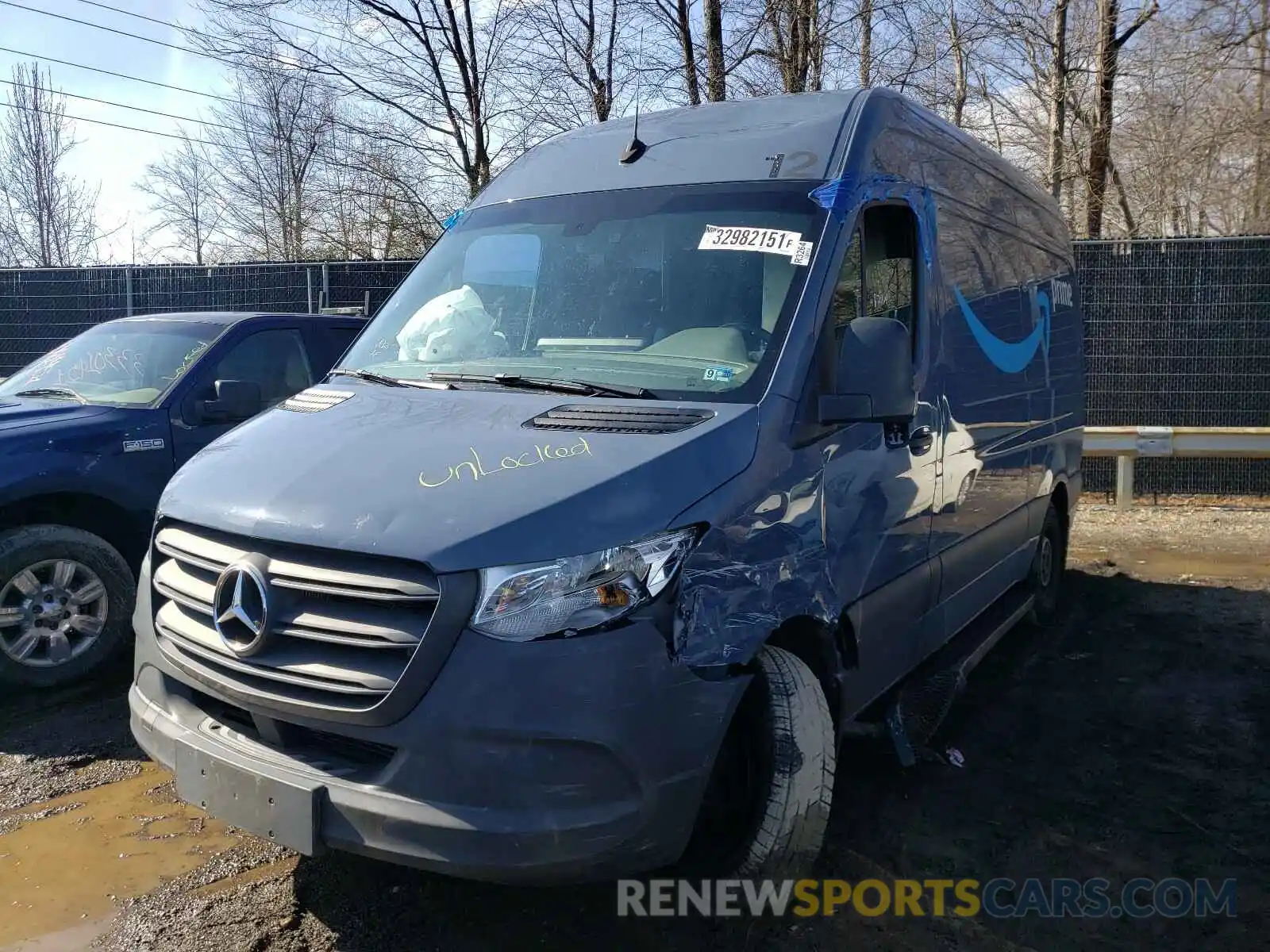 2 Фотография поврежденного автомобиля WD4PF0CD9KT004275 MERCEDES-BENZ SPRINTER 2019