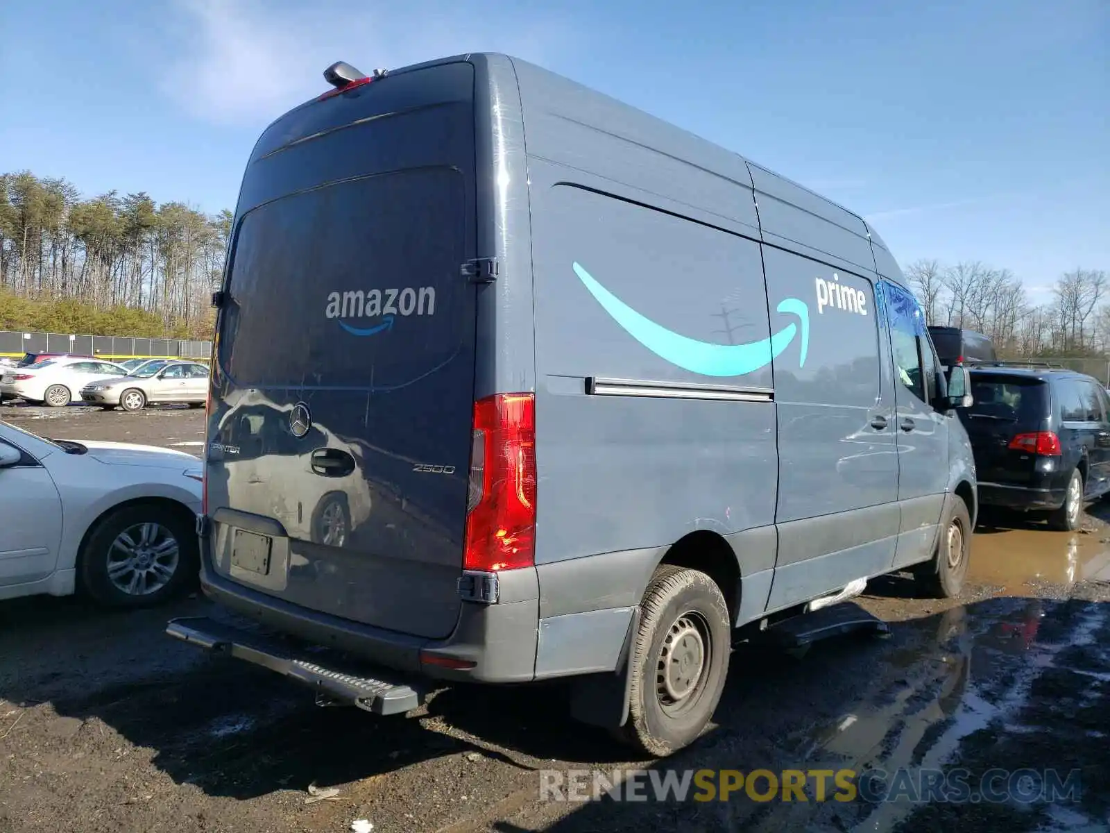 4 Фотография поврежденного автомобиля WD4PF0CD9KT004275 MERCEDES-BENZ SPRINTER 2019