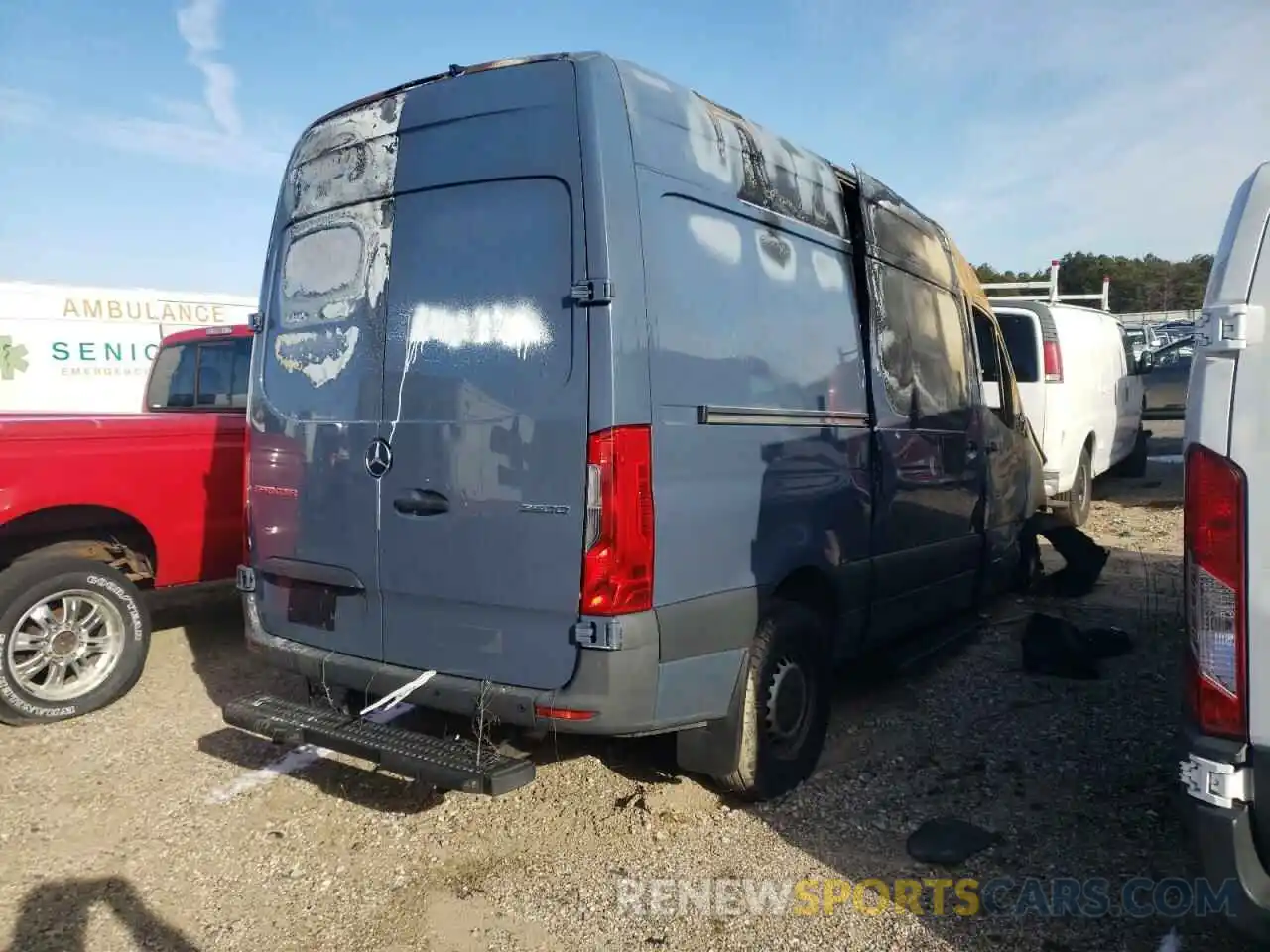 4 Фотография поврежденного автомобиля WD4PF0CD9KT004664 MERCEDES-BENZ SPRINTER 2019