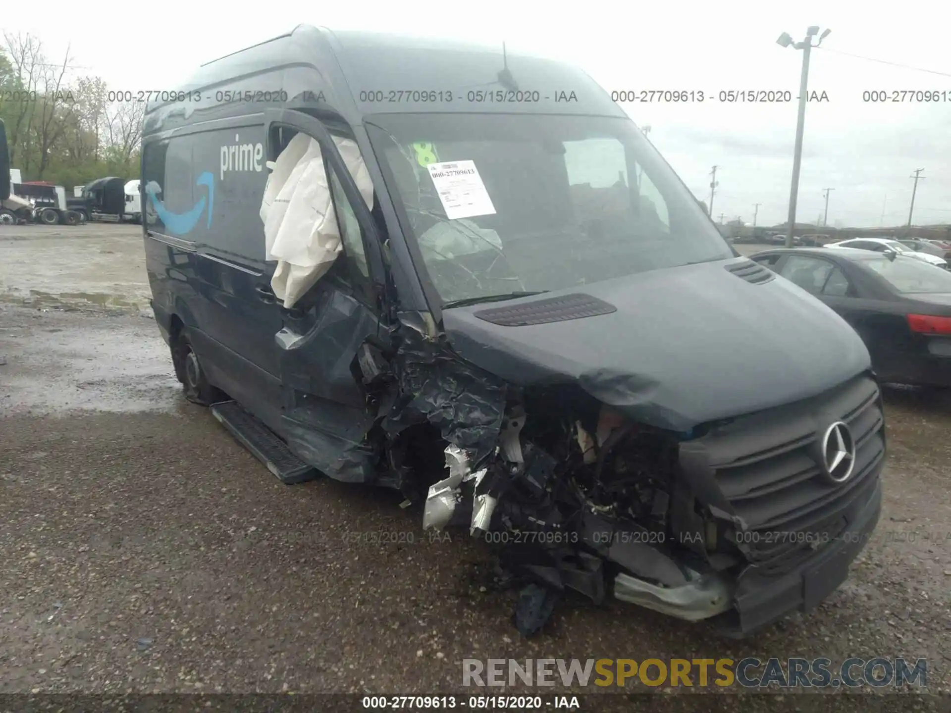 1 Photograph of a damaged car WD4PF0CD9KT004745 MERCEDES-BENZ SPRINTER 2019