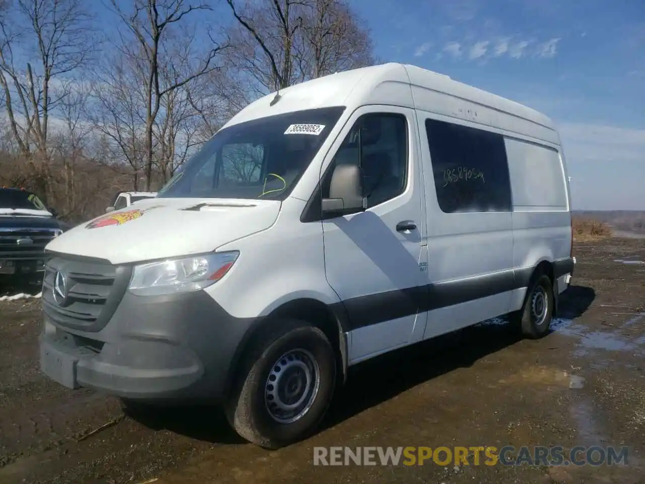 2 Photograph of a damaged car WD4PF0CDXKP040999 MERCEDES-BENZ SPRINTER 2019