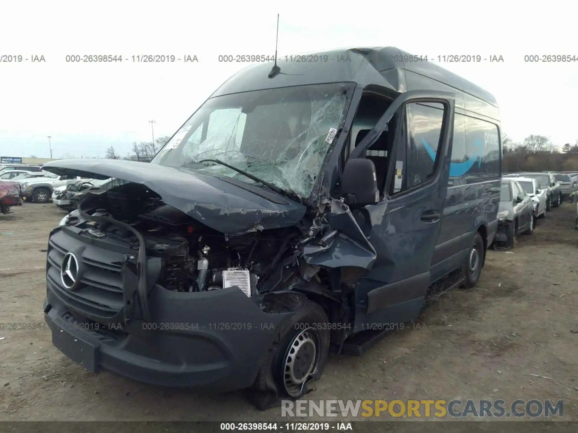 2 Фотография поврежденного автомобиля WD4PF0CDXKP044244 MERCEDES-BENZ SPRINTER 2019