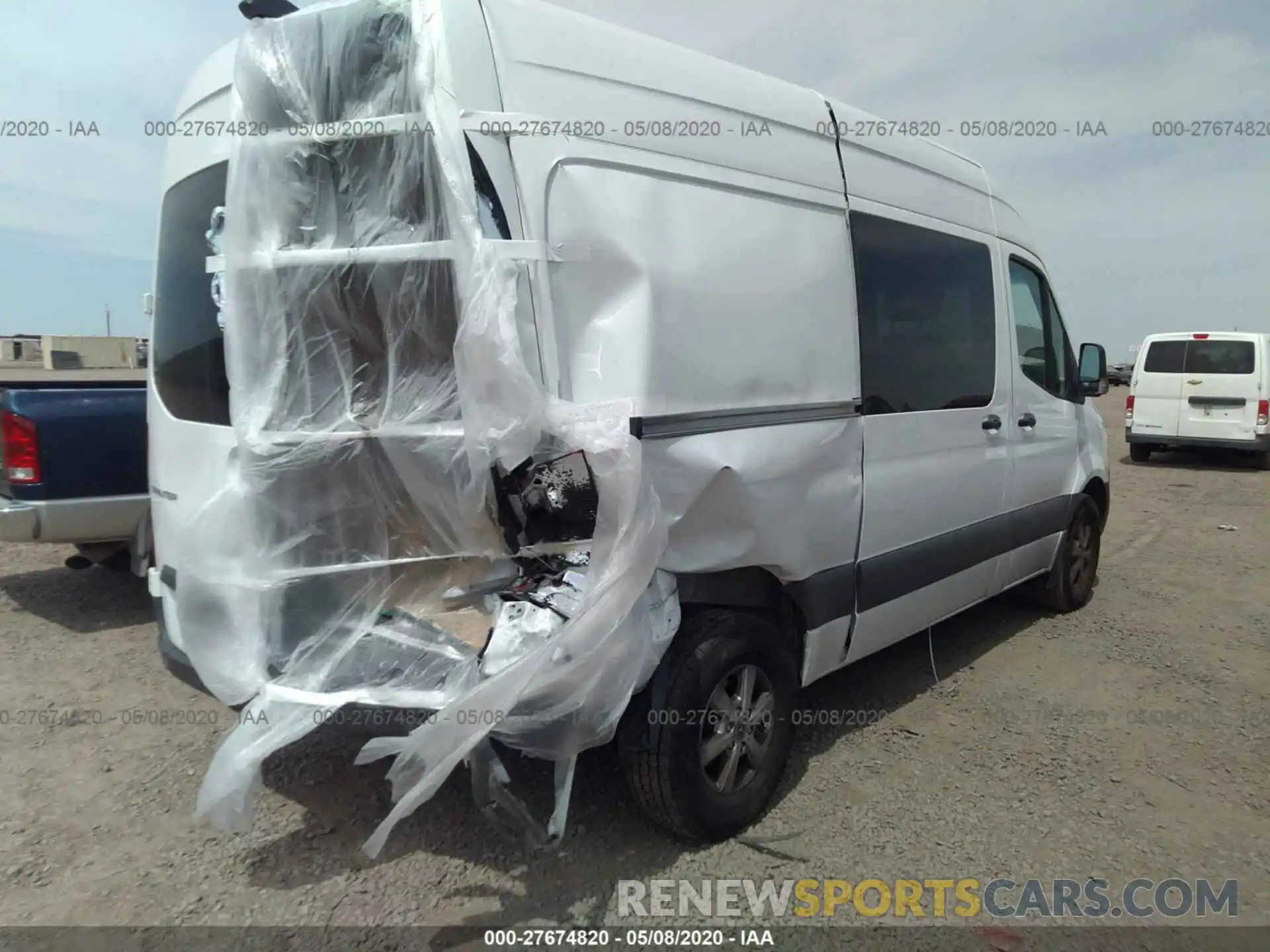 4 Фотография поврежденного автомобиля WD4PF0CDXKP052327 MERCEDES-BENZ SPRINTER 2019