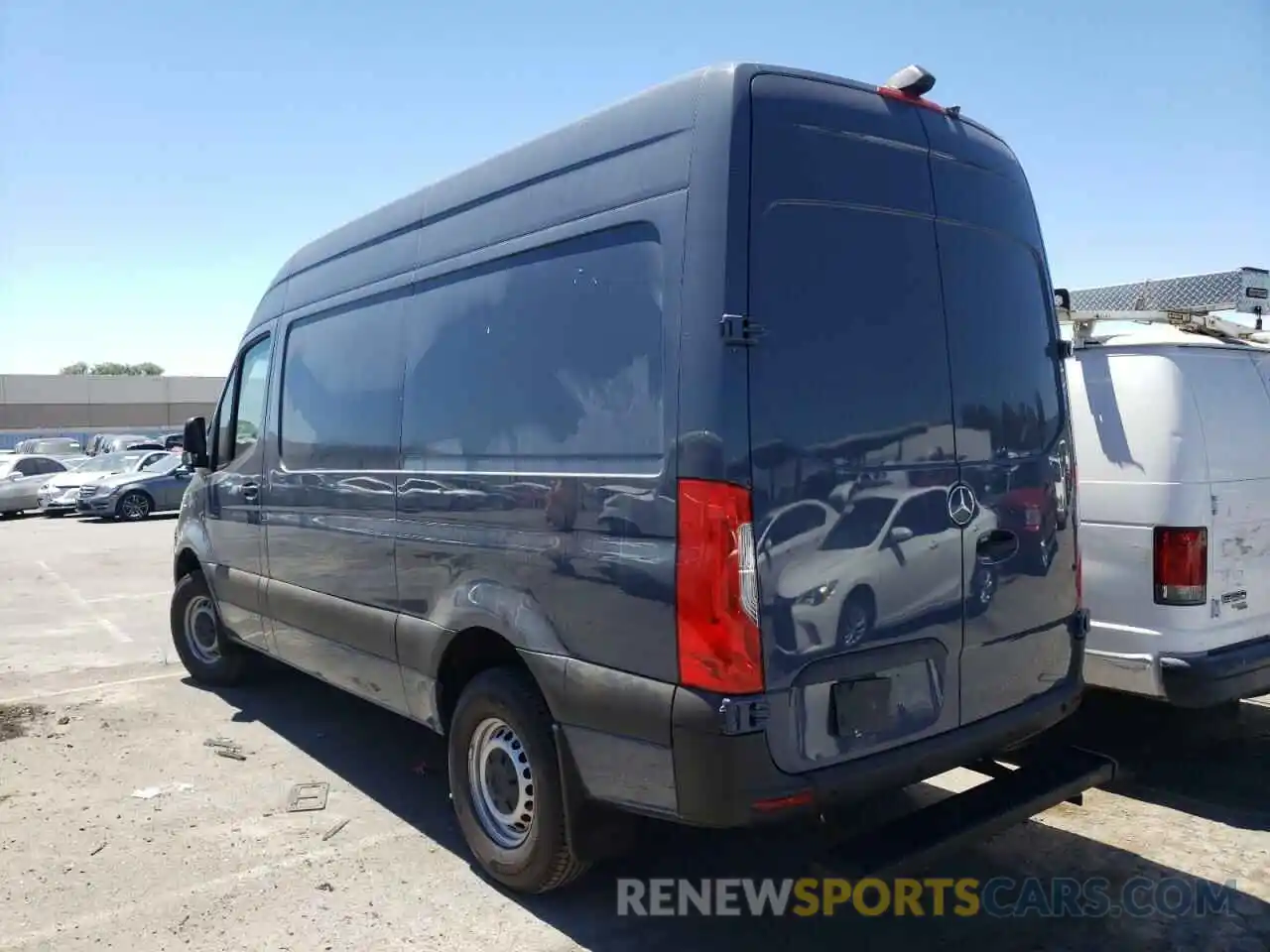 3 Photograph of a damaged car WD4PF0CDXKP085022 MERCEDES-BENZ SPRINTER 2019