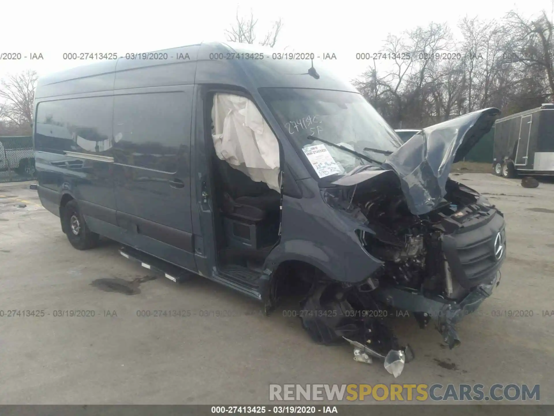 1 Photograph of a damaged car WD4PF1CD0KP115554 MERCEDES-BENZ SPRINTER 2019