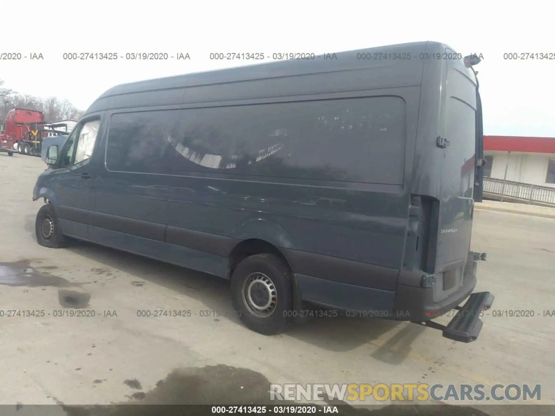 3 Фотография поврежденного автомобиля WD4PF1CD0KP115554 MERCEDES-BENZ SPRINTER 2019