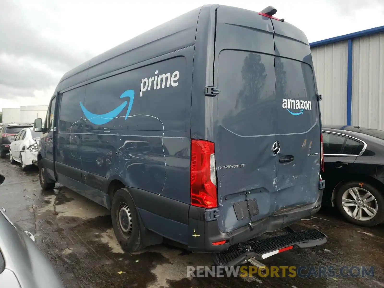 3 Фотография поврежденного автомобиля WD4PF1CD0KP124657 MERCEDES-BENZ SPRINTER 2019