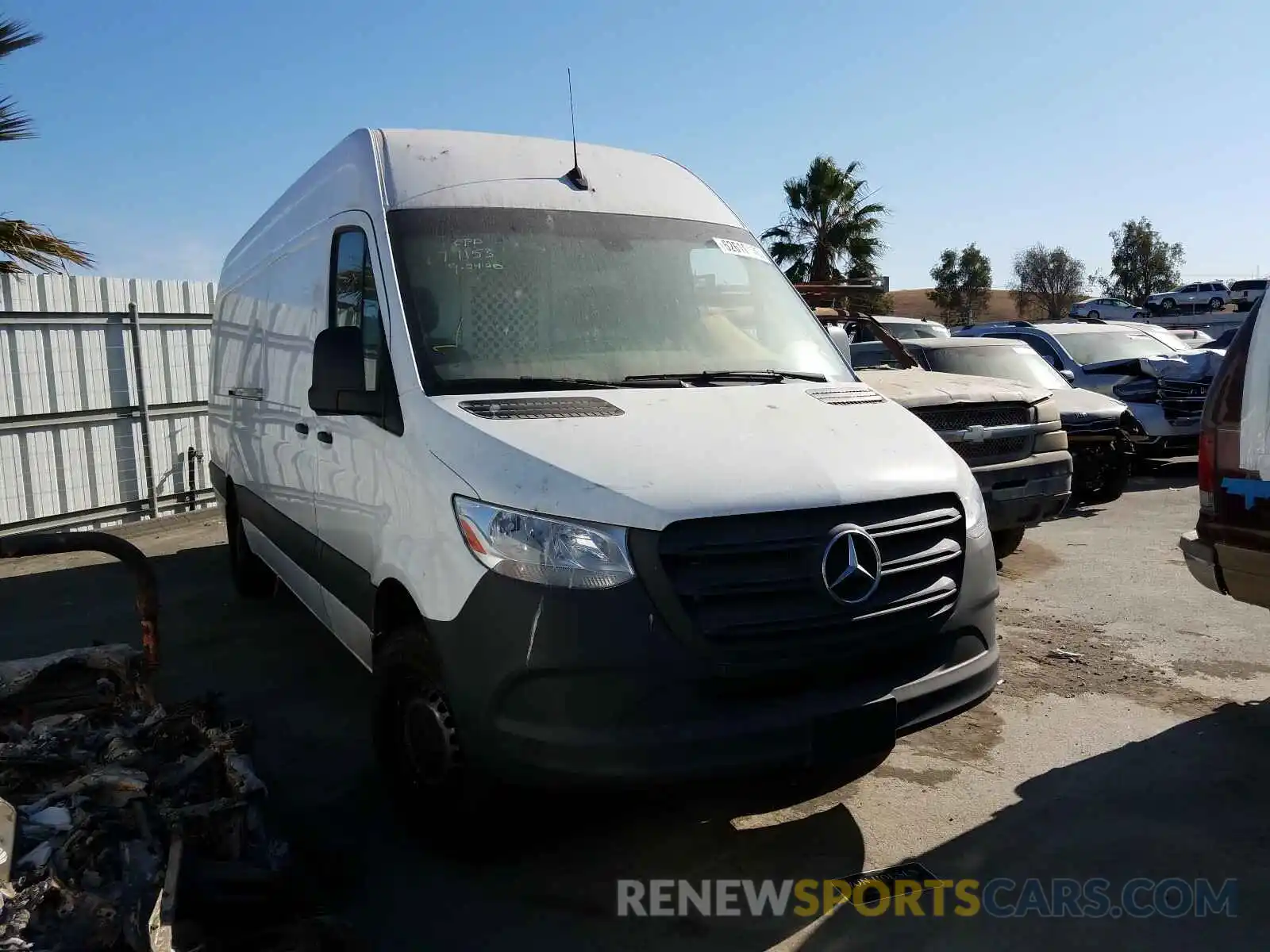 1 Photograph of a damaged car WD4PF1CD0KT008012 MERCEDES-BENZ SPRINTER 2019