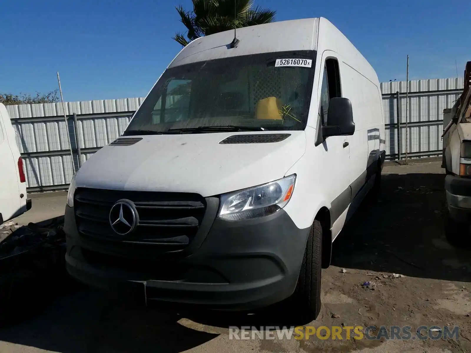 2 Photograph of a damaged car WD4PF1CD0KT008012 MERCEDES-BENZ SPRINTER 2019