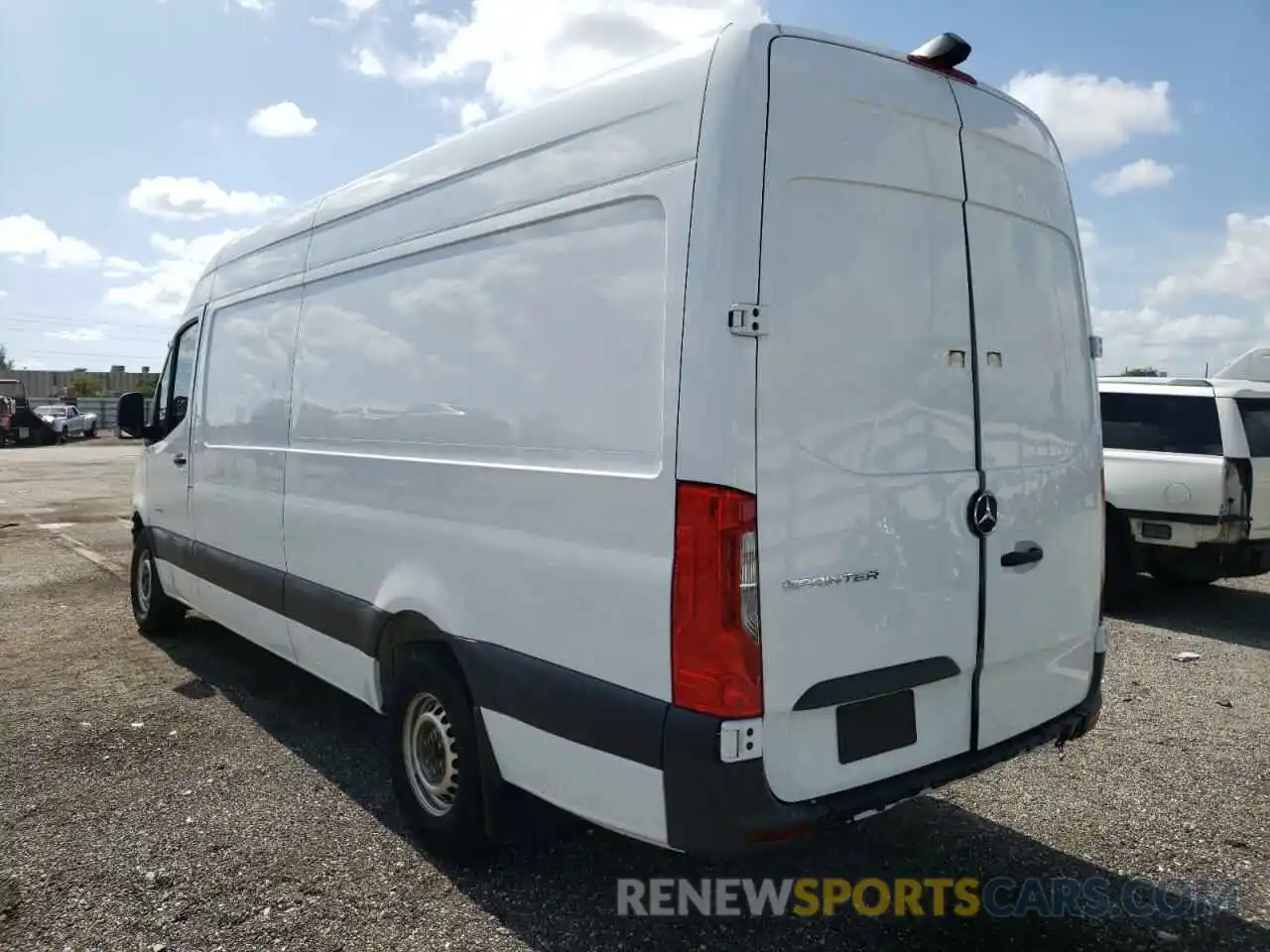 3 Фотография поврежденного автомобиля WD4PF1CD1KP072150 MERCEDES-BENZ SPRINTER 2019