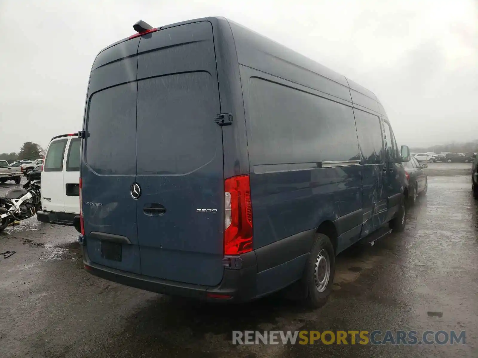 4 Фотография поврежденного автомобиля WD4PF1CD1KP118365 MERCEDES-BENZ SPRINTER 2019