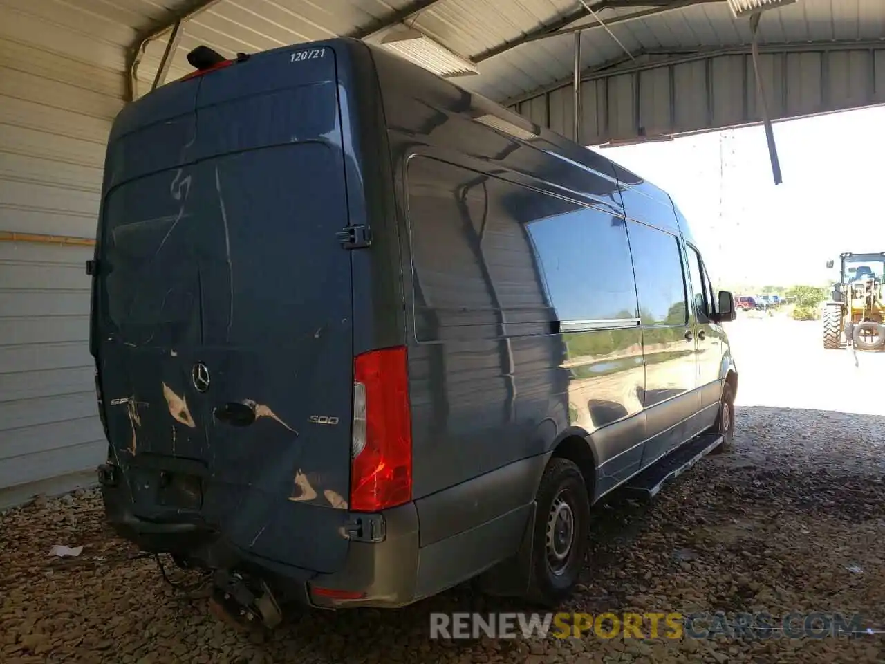 4 Photograph of a damaged car WD4PF1CD1KP138261 MERCEDES-BENZ SPRINTER 2019